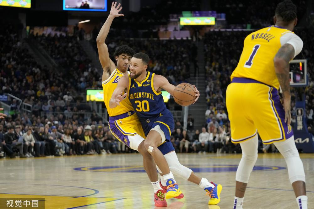 狄龙与范弗 狄龙与范弗