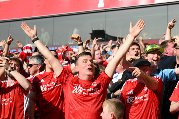 穆里尼奥执 穆里尼奥执